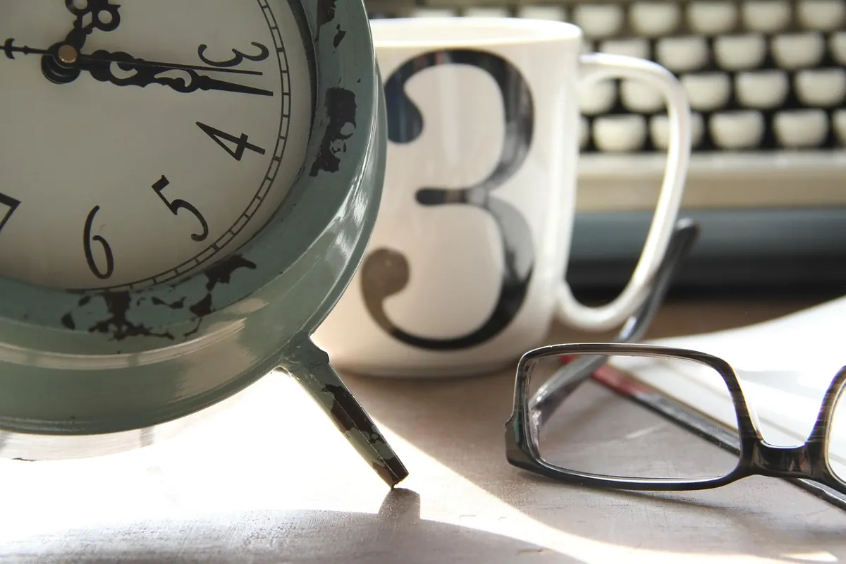 How to Write a Compelling Opening Chapter: A Checklist for Novelists